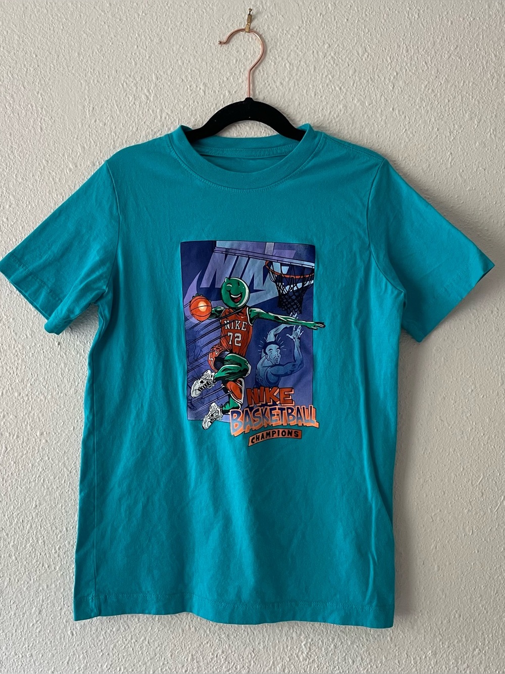 Nike Basketball Graphic T Shirt Youth M Teal Cartoon Dunk Champions Aqua Tee
